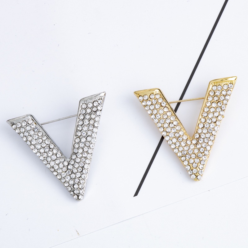 Trâm cài áo hình chữ V đính đá thời trang