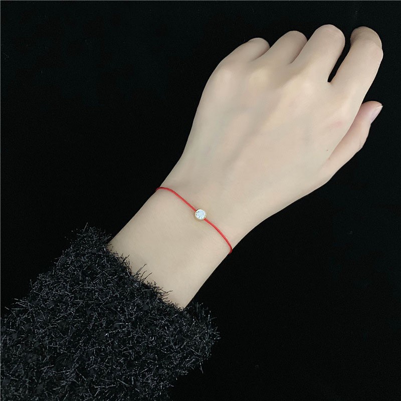 Vòng Tay Dây Đỏ Đính Kim Cương Giả Bằng Thép Không Gỉ Cao Cấp Thời Trang Bán Chạy Nhất