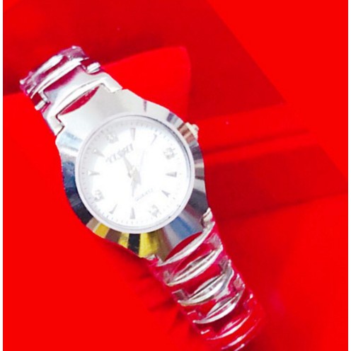 Đồng Hồ Cặp Đôi Nam Nữ Dây Kim Loại Yishi Mạ Bạc Thòi Trang Cực Đẹp - Hazo