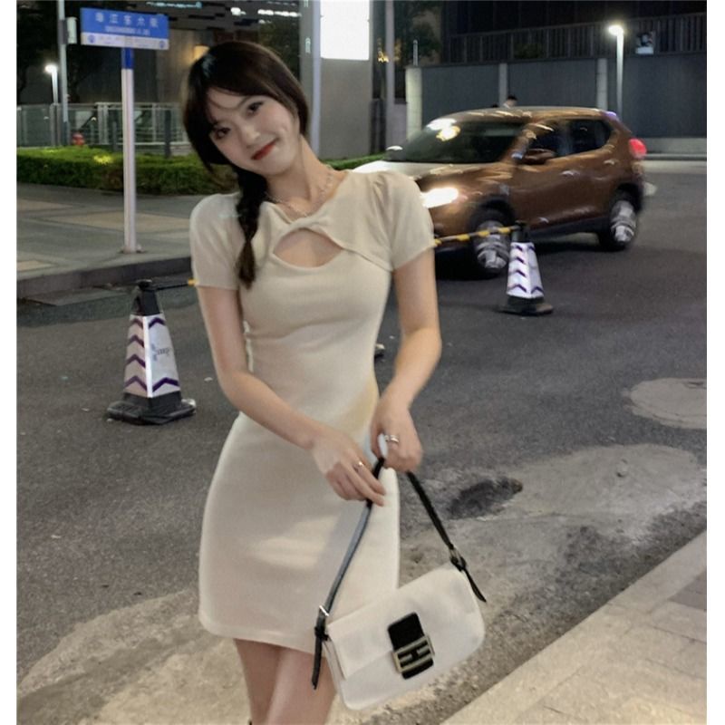 COZOK Đầm Tay Ngắn Dáng Ôm Kiểu Đơn Giản Hợp Thời Trang Quyến Rũ