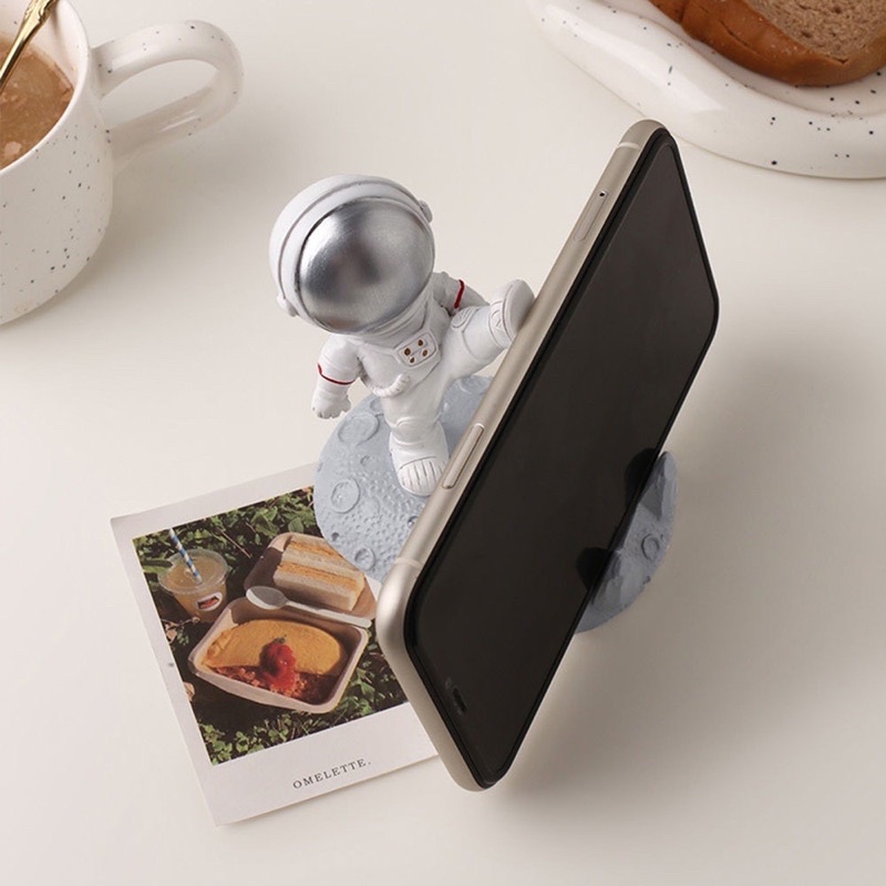 Giá Đỡ Điện Thoại Để Bàn Đáng Yêu Hình Phi Hành Gia, Giá Đỡ Ipad Đa Năng Tiện Lợi