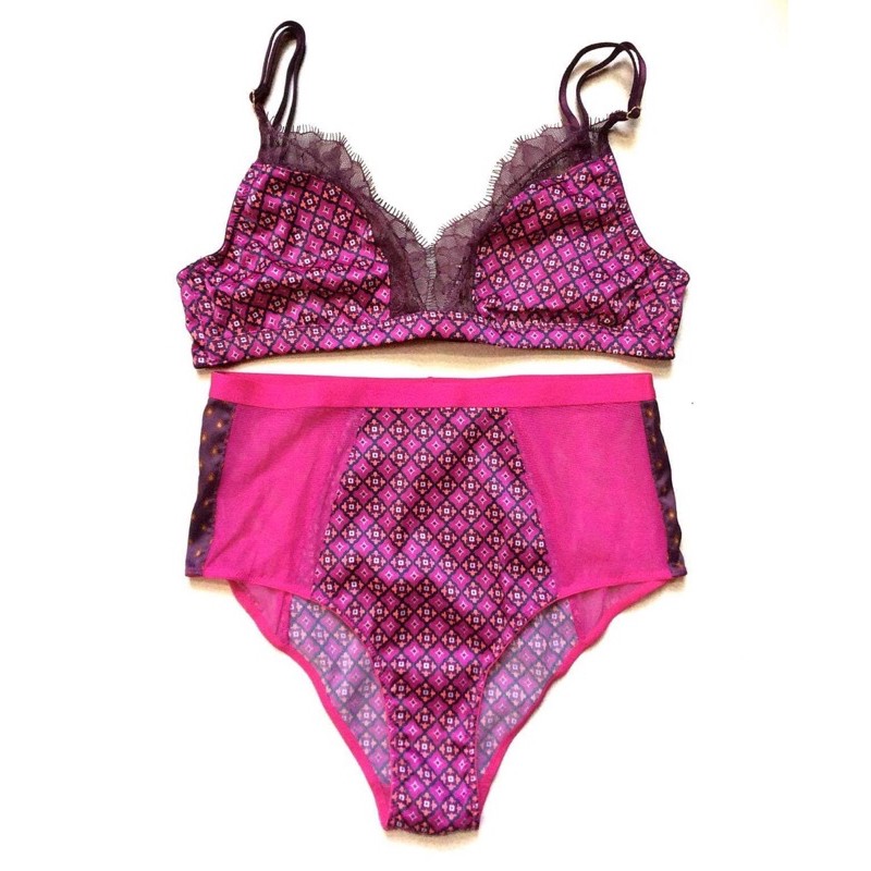 Bộ đồ lót bralette Victoria’s Secret, size S, auth