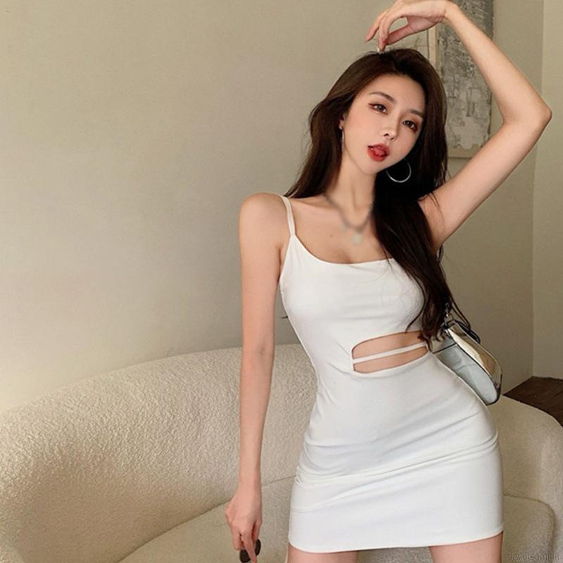 Đầm không tay dáng ôm thiết kế khoét lưng gợi cảm dành cho nữ
