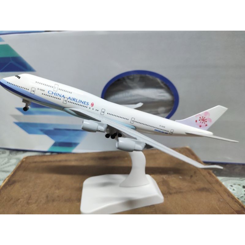 MÔ HÌNH MÁY BAY  KIM LOẠI 20CM