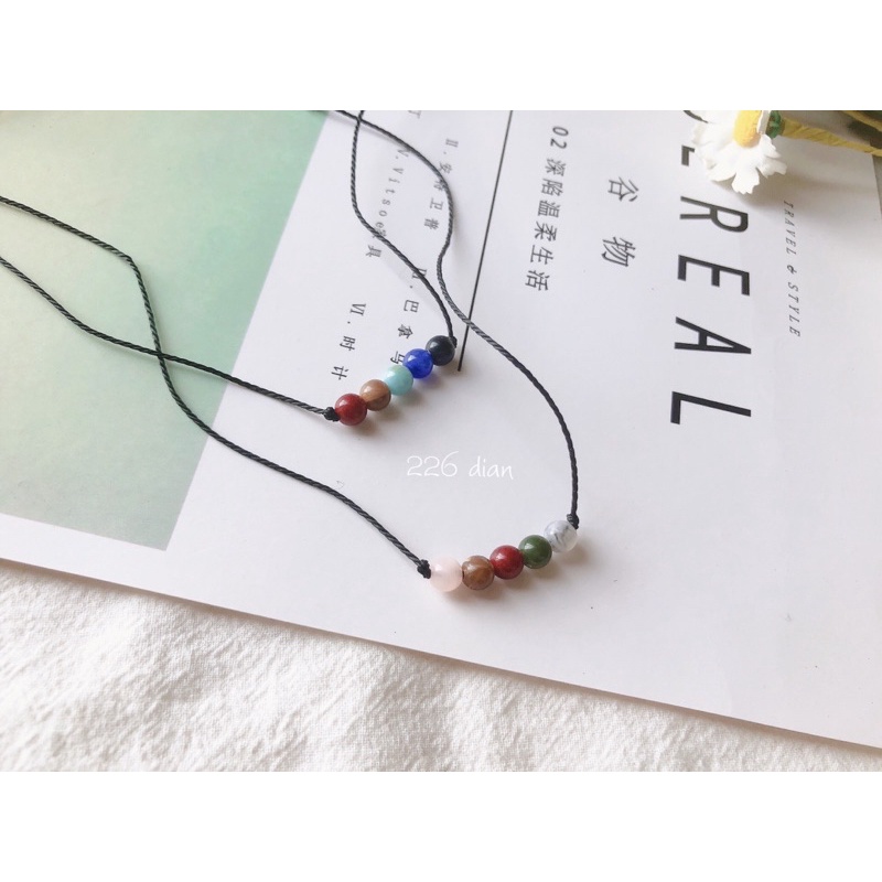 Vòng cổ handmade ngũ sắc