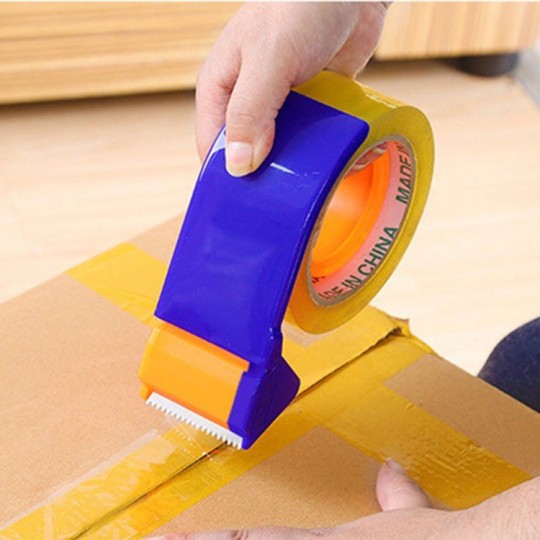 Dụng cụ Cắt băng keo bằng nhựa khổ 5cm. Tape cutter. Vi Tính Quốc Duy