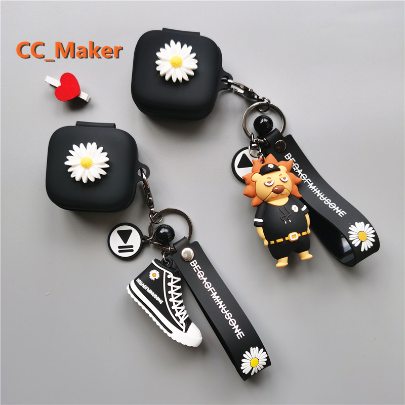 Vỏ bảo vệ hộp sạc tai nghe samsung galaxy buds họa tiết hoa cúc độc đáo | BigBuy360 - bigbuy360.vn