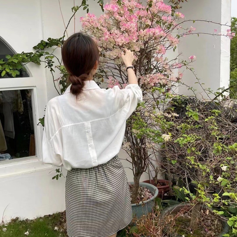 áo sơ mi giấy xẻ lưng comic | BigBuy360 - bigbuy360.vn