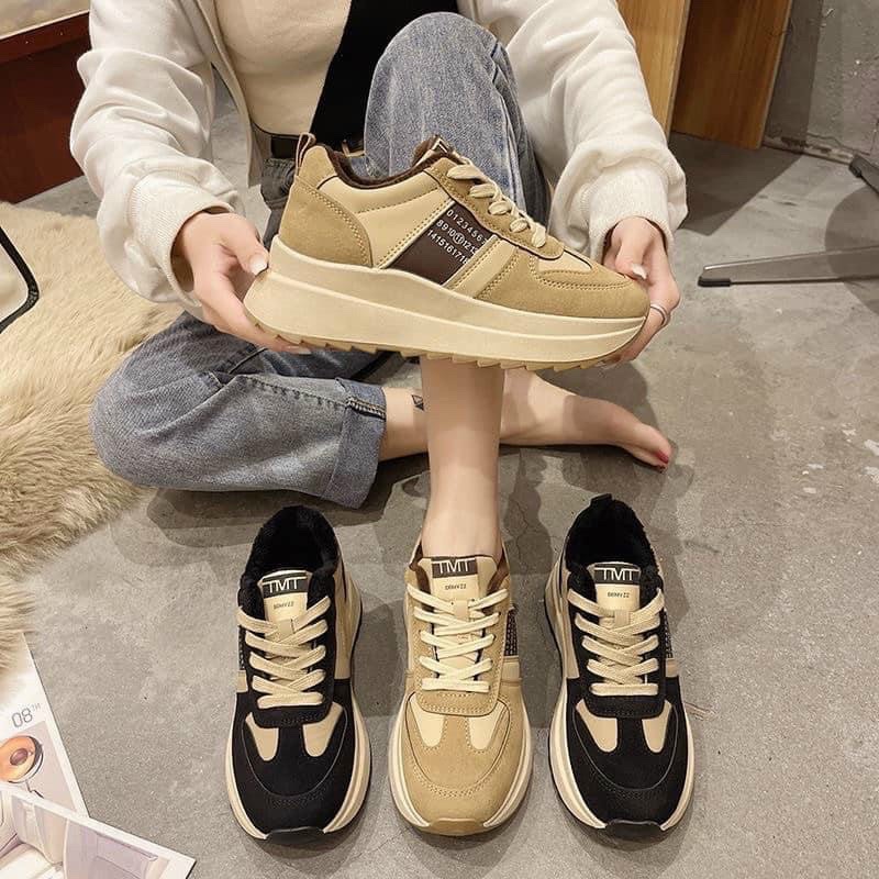 Giày thể thao nữ dáng sneaker nâng đế xườn chữ mã HV VIP 04