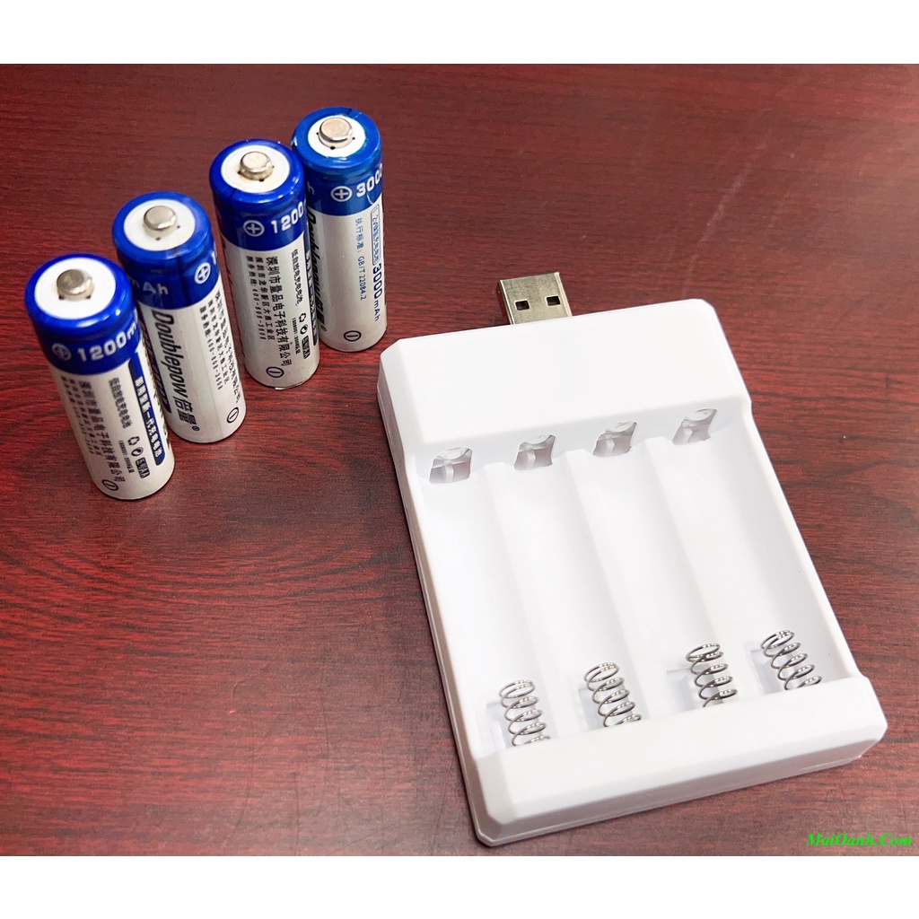 Sạc Pin 2A  Cổng USB Nhỏ Gọn
