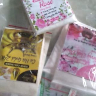 Mặt nạ colazzel hoa hồng