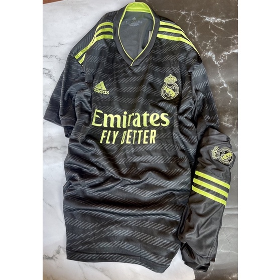 Set bộ quần áo thể thao bóng đá nam nữ vải gai mịn clb real madrid sân khách màu ghi xám sọc xanh cốm 2022 2023