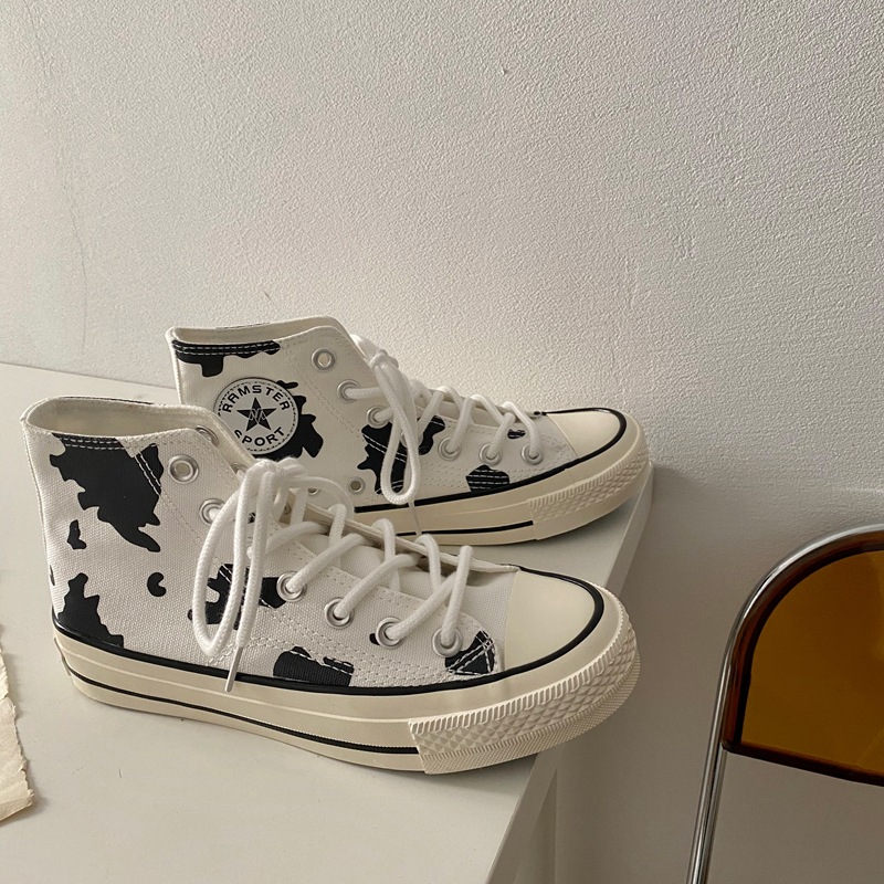 Giày Thể Thao Canvas Thoáng Khí Họa Tiết Dễ Thương Cho Nữ