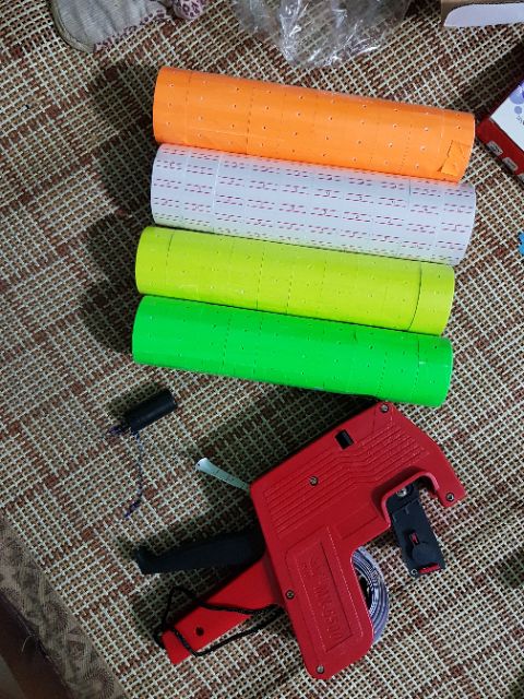 Máy bắn giá - Máy bấm giá và 10 cuộn dán giá tiền