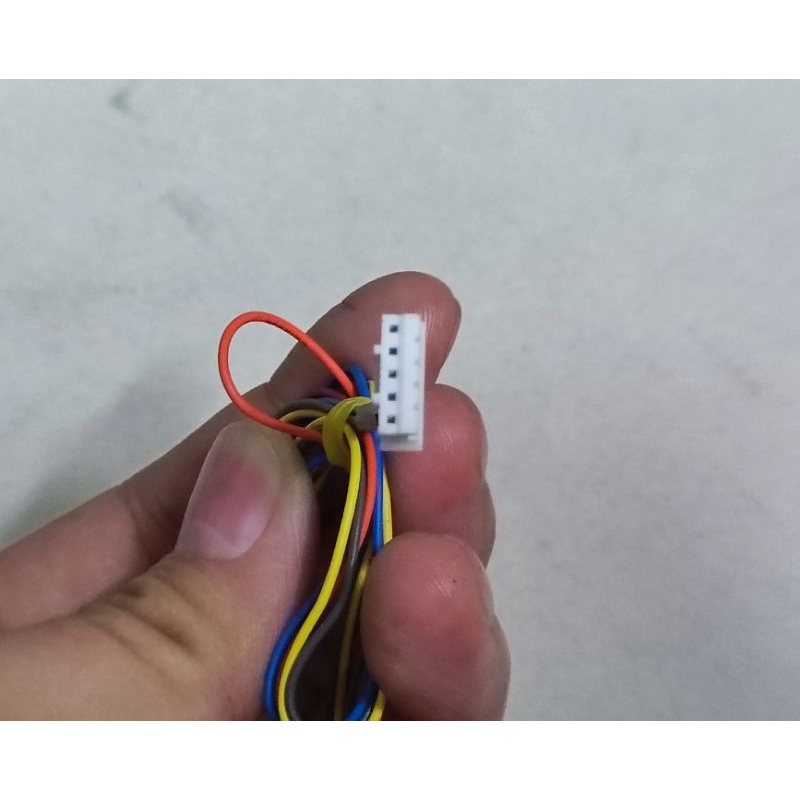 motor vẩy gió điều hòa chân trung
