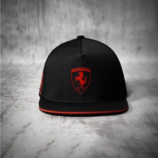 Mũ lưỡi trai phẳng ferrari ngựa săt authentic 2022