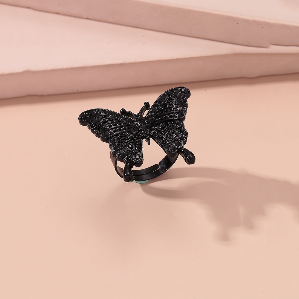 Nhẫn Hình Bướm Đính Đá Pha Lê Đen Phong Cách Cổ Điển