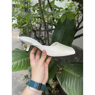 Giày Sục mũi vuông gót chẻ 3cm