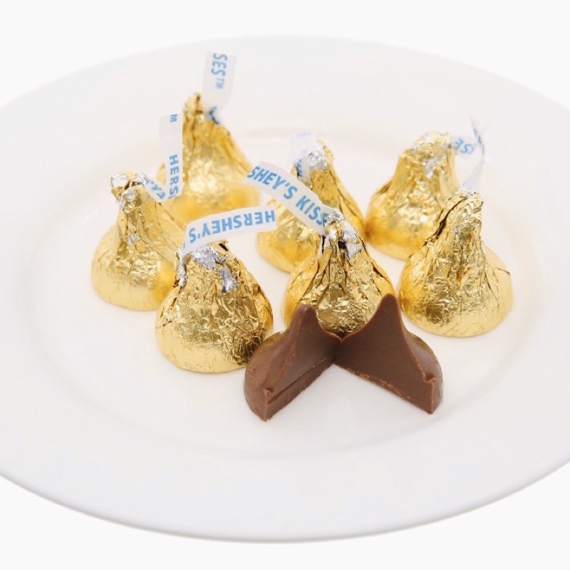 Chocolate sữa HERSHEY’S KISSES gói 36g