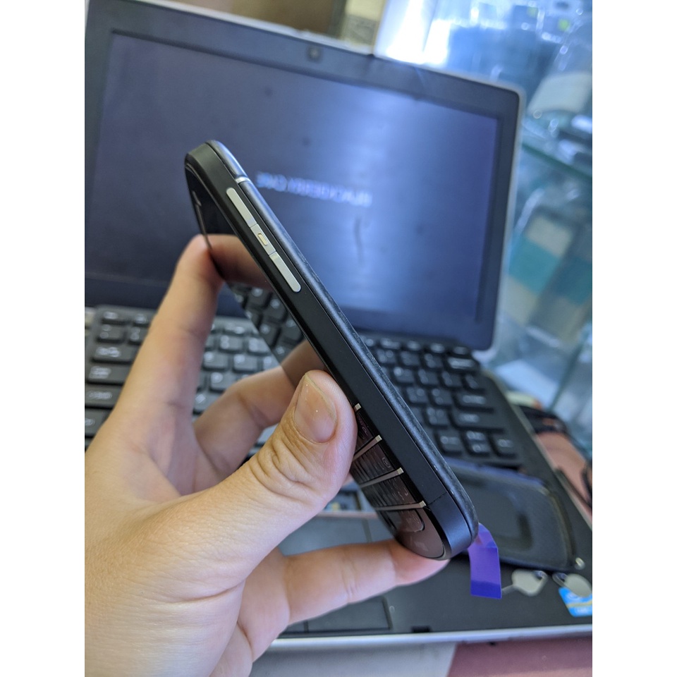 Bộ vỏ zin màu đen full màn Blackberry Q10