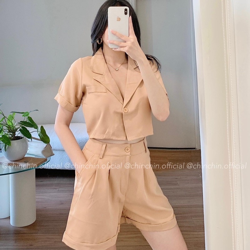 Set crop vest quần short