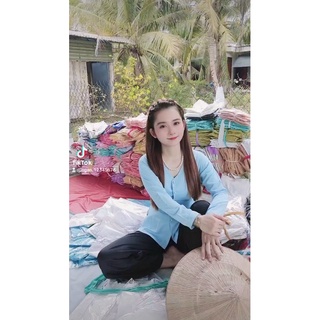Bộ bà ba vải lụa mêm, mịn, đẹp, dễ thương lắm nà