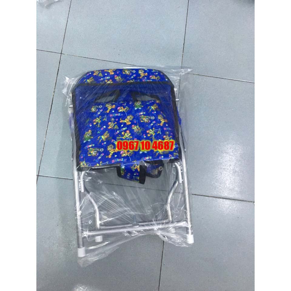 Ghế ngồi xe máy có vòng xếp gọn xe số cho bé