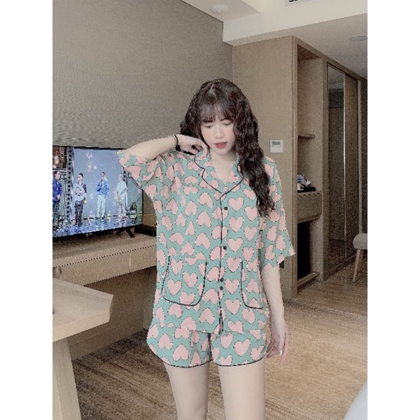 Đồ bộ pijama lụa mango, bộ đồ ngủ đùi  cánh dơi nhiều họa tiết | BigBuy360 - bigbuy360.vn