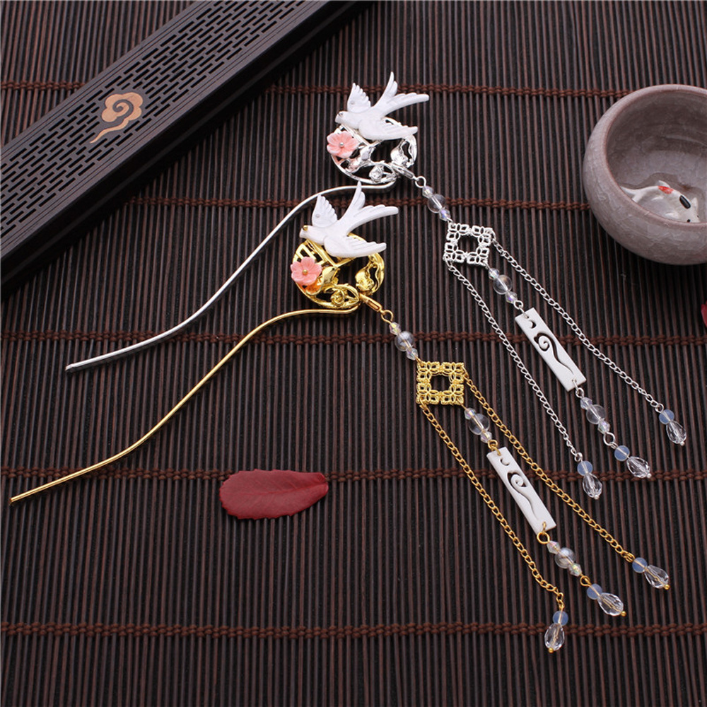 Trâm cài tóc đính ngọc trai giả phối tua rua phong cách Trung hoa cổ điển thời trang dành cho cô dâu