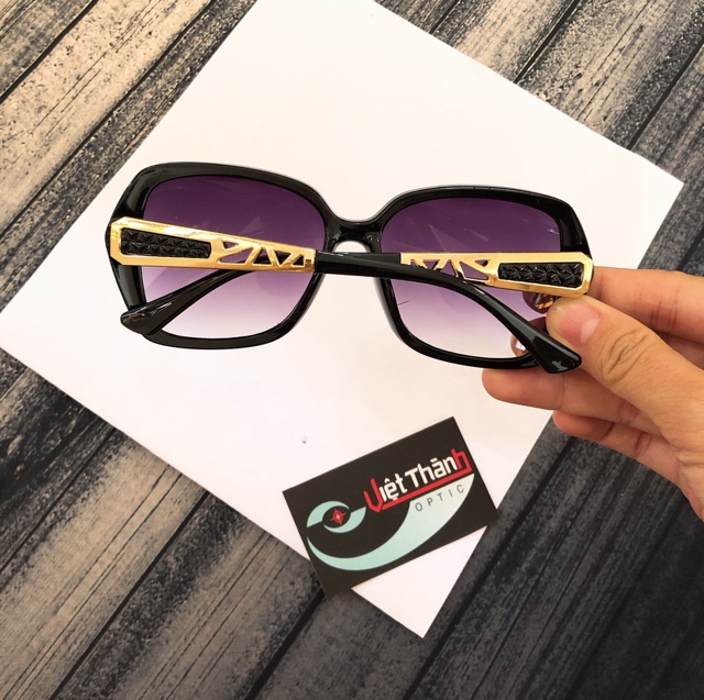 Kính chống nắng form vuông nữ thời trang giá sỉ