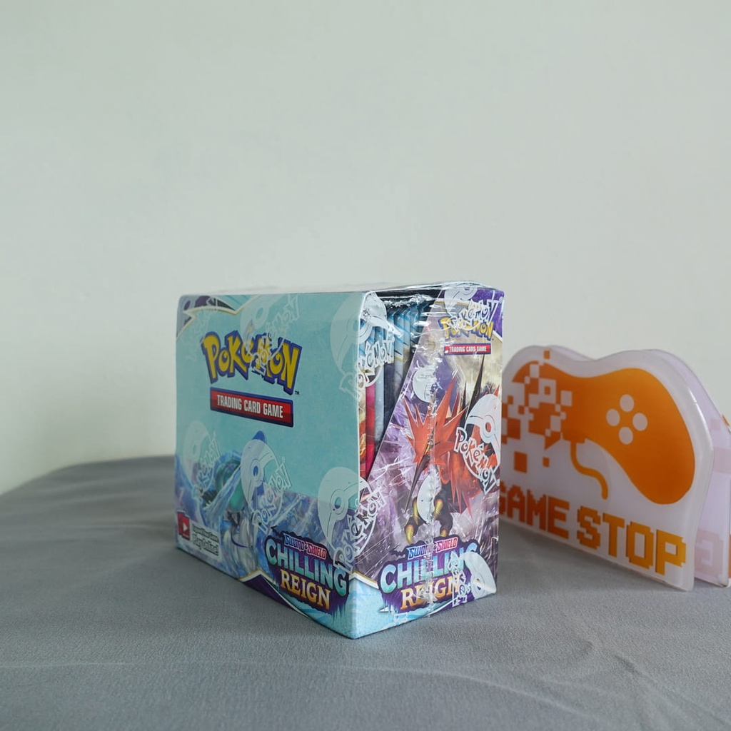 Thẻ bài Pokemon TCG Sword &amp; Shield bản mở rộng Chilling Reign Booster Display Box POKTCGUSBOOB02 chính hãng USA