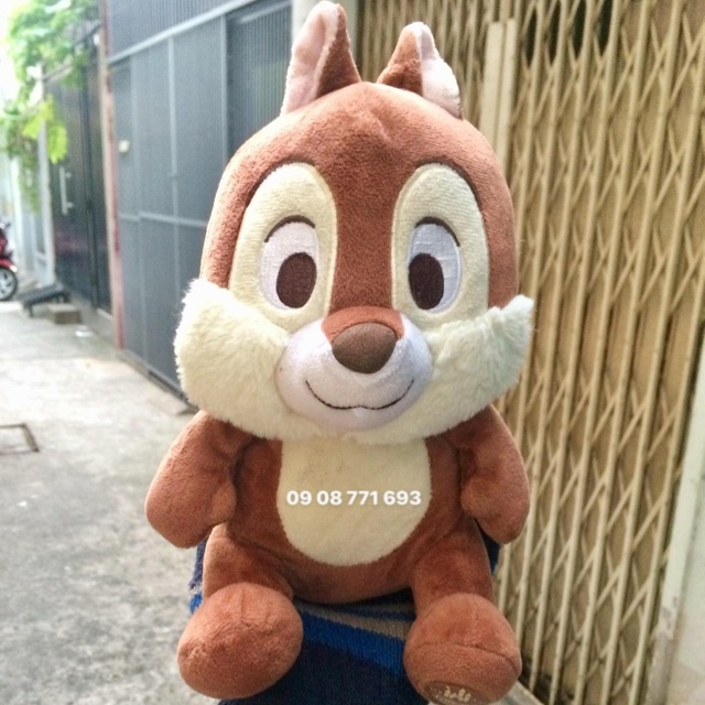 Thú bông sóc 22cm có mộc Disney Chip và Dale