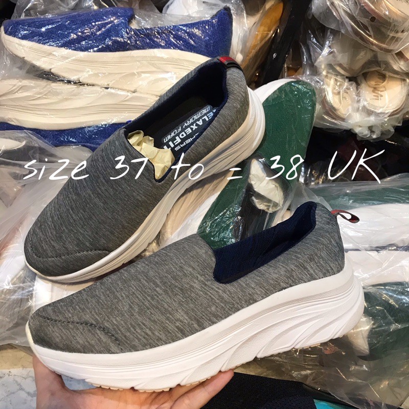 Giày slip on đế độn SKECHERS