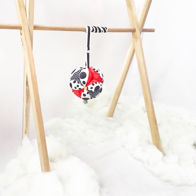 Bóng Montessori cơ bản