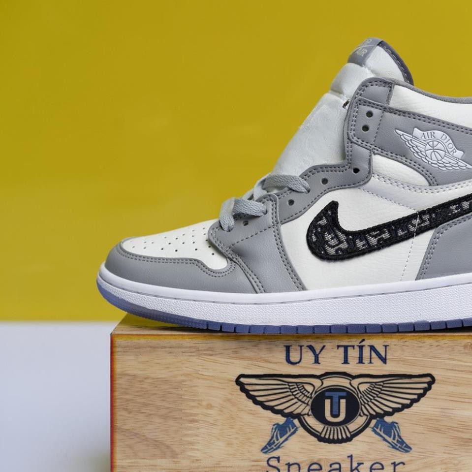 [Mã FAGREEN245 giảm tới 30K đơn 99K] Giày Thể Thao AIR Jordan x Dior Đế Trong chuẩn hàng 1.1 | BigBuy360 - bigbuy360.vn