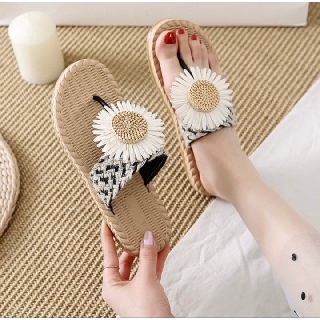 Dép đế cói xỏ ngón hoa cúc
