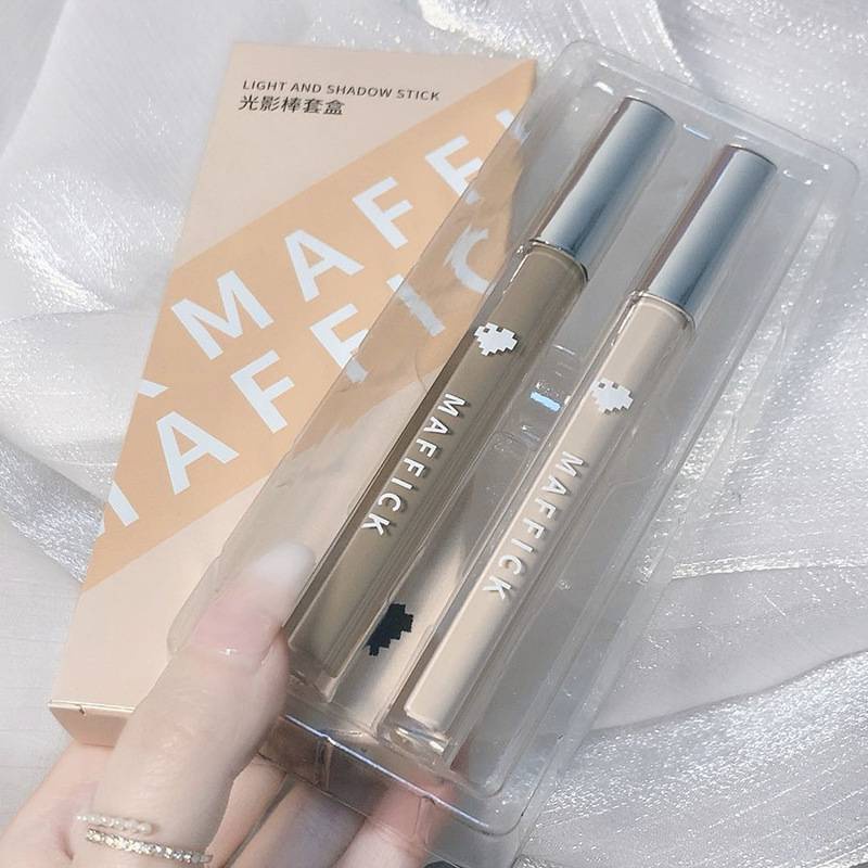 [Hàng mới về] Kem bắt sáng che khuyết điểm thời trang | BigBuy360 - bigbuy360.vn