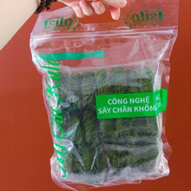 Mì cải kale ( cải xoăn)