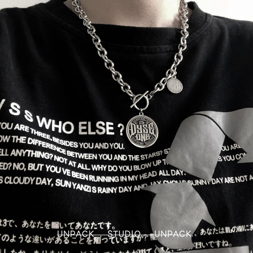 Dây Chuyền Mặt Tròn Khắc Chữ Bằng Thép 22319