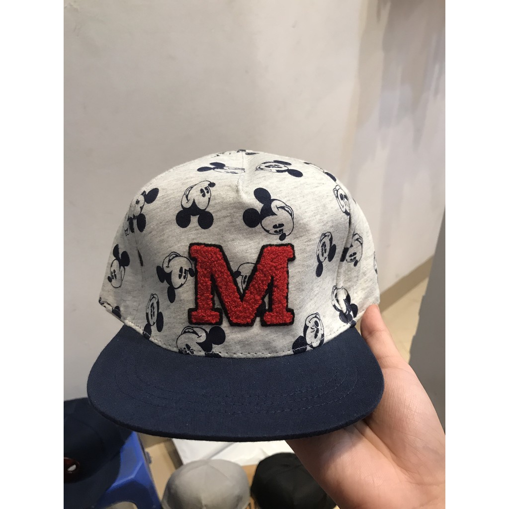 Mũ bé trai H&M - Mickey chữ M
