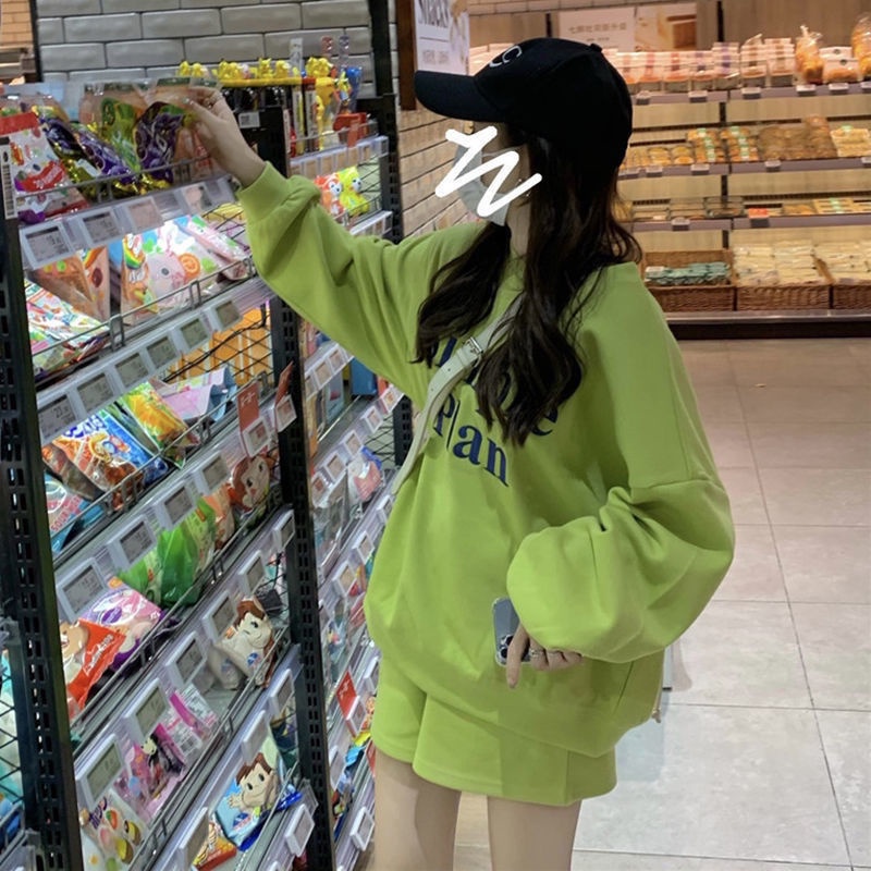 COZOK Set áo thun tay dài in chữ + quần short thời trang cho nữ