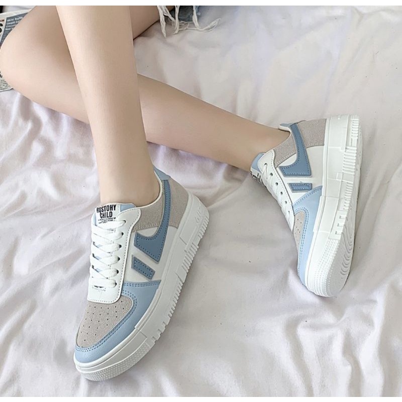 Giày sneaker nữ, giày nữ thấp cổ 3 màu kiểu dáng basic trẻ trung mã LC91 | BigBuy360 - bigbuy360.vn