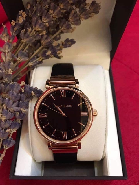 Đồng hồ nữ hiệu Anne klein