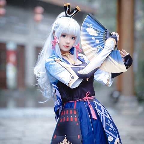 Trang phục cosplay Kamisato Ayaka Genshin Impact hóa trang