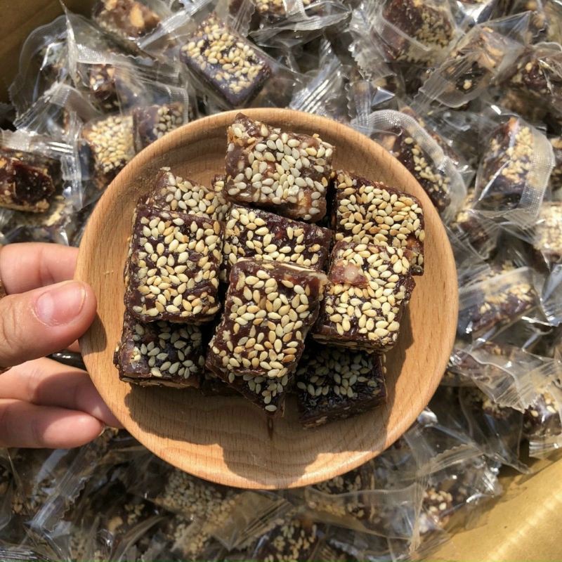 Kẹo chuối mè gừng dừa non 500g