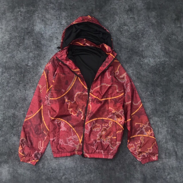 Áo khoác dù hoạ tiết