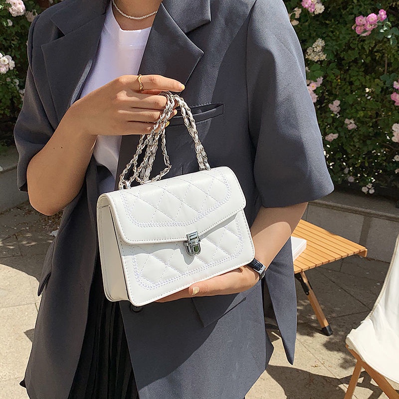 Túi Đeo Chéo mini Họa Tiết Hình Thoi Phối Dây Xích Thời Trang Mùa Hè Phong Cách Hàn Quốc Hàng Mới Dành Cho Bạn Nữ 2022