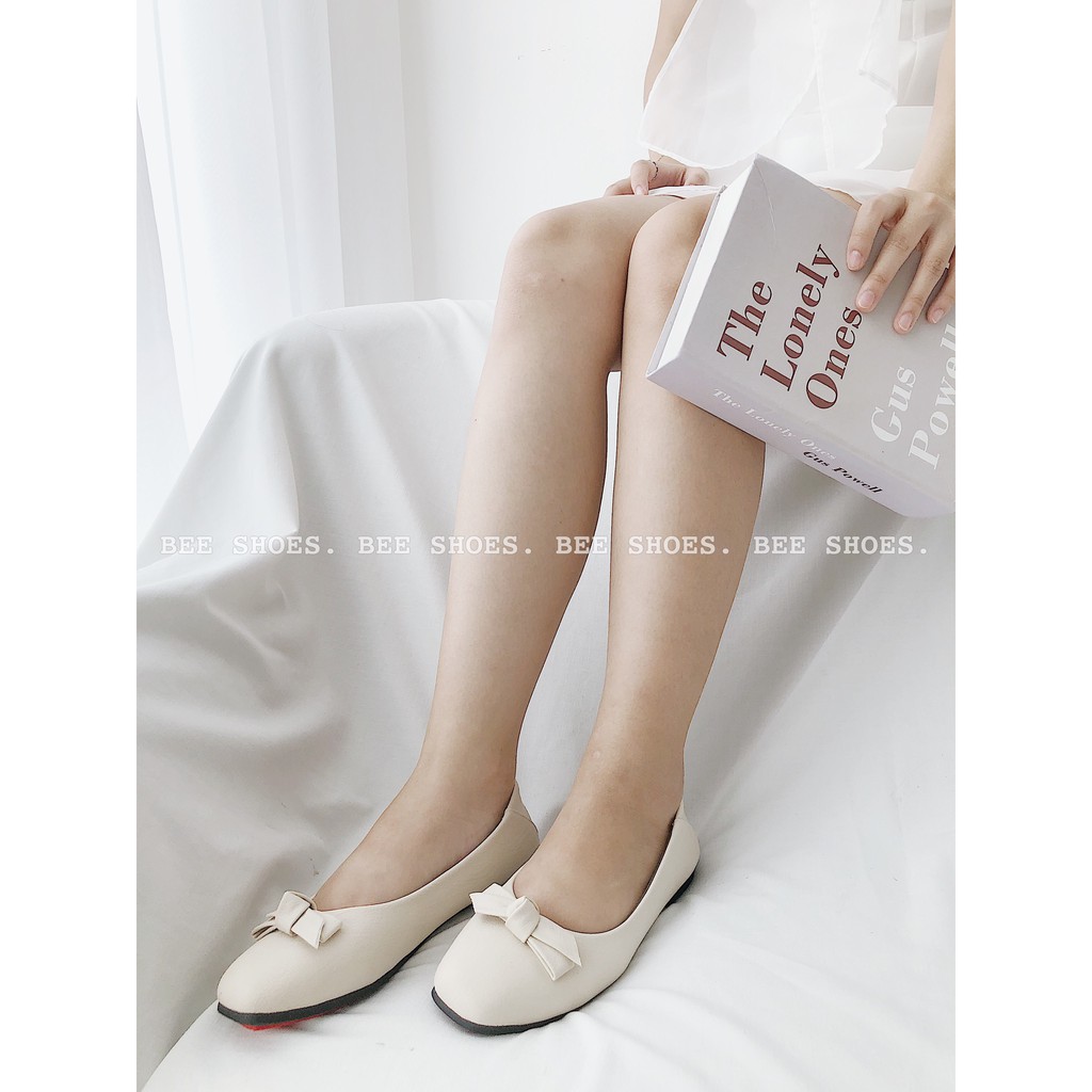 BEESHOES - GIÀY BÚP BÊ MŨI TRÒN DA MỀM SIÊU ÊM  - GIÀY BÚP BÊ THỜI TRANG ĐẾ BỆT SIÊU ÊM MÀU ĐEN KEM 8074 | BigBuy360 - bigbuy360.vn