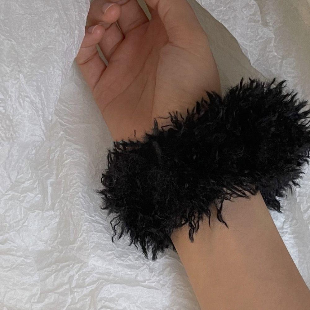 Dây Cột Tóc Phủ Lông Mềm Mại Co Giãn Nhiều Màu Sắc Thời Trang Mùa Đông Cho Nữ Giá Đỡ