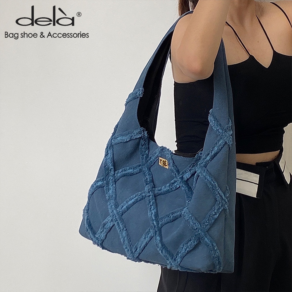 Dela Túi Đeo Vai Vải denim Kích Thước Lớn Phối Tua Rua Phong Cách Đường Phố Mới Cho Nữ